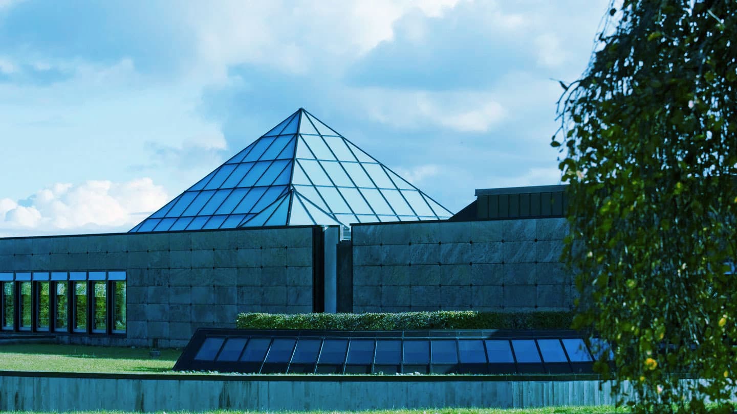 HSG library building